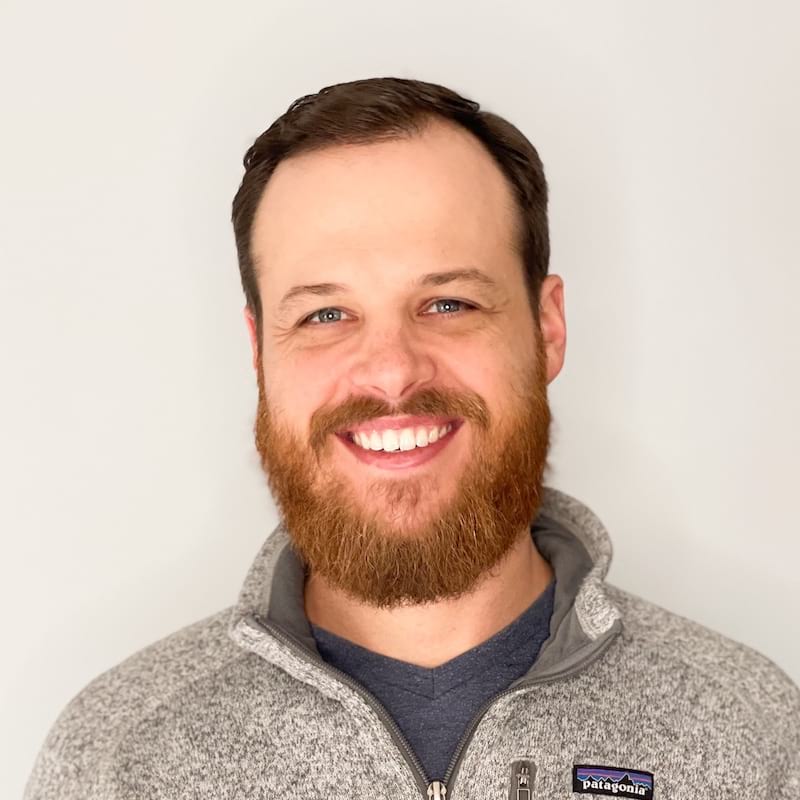 head shot of Scott